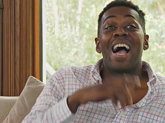 In den arsch, Grosser schwanz, Schwarz, Interrassisch, Küssen, Reif, Milf, Stiefmutter