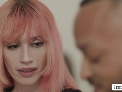 Anal, Stora tuttar, Avsugning, Mellanrasig, Shemale