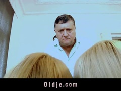 Поза 69, Язык в попке, Минет, Сперма во рту, Группа, Служанка, Натуральные сиськи, Втроем