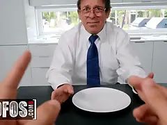 큰 음경, 오랄섹스, 입에 사정, 도기스타일, Hd, 괴물, 셀카, 면도된