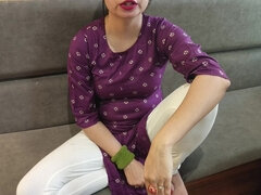 Indian Step Mom and Step Son Ka Najayaz Walla Pyar Bete Se Chudwa Kar Aapna Yaar Bana Liya Hindi Dirty Talk Saarabhabhi6