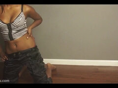 Amatör, Rumpa, Baben, Stora tuttar, Snopp, Indisk, Pov, Solo