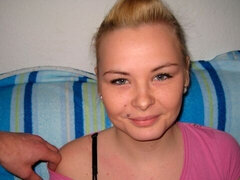 Amatør, Stor røv, Stor pik, Blondine, Hundestilling, Stripning, Tatovering, Bryster