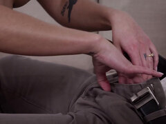 Большая жопа, Блондинки, Минет, Собачьи, Сперма на лице, Вчетвером, Каблуки, Стринги