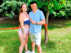 Μελαχροινή, Σε στάση σκύλου στα τέσσερα, Μαλακία, Γλείψιμο, Πρώτου προσώπου, Μουνί, Τατουάζ, Έφηβος