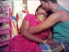 18, Indisk, Kysser, Hembiträde, Mogen, Utomhus, Mager