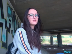 아마추어, 오랄섹스, 바람핀, 커플, 도기스타일, 핸드잡, 야외의, 공개적인