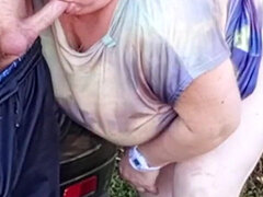 Bbw stor vacker kvinna, Blondin, Avsugning, Par, Sperma shot, Handjobb, Mogen, Utomhus