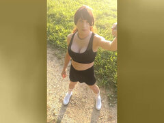 Amatør, Ladyboy, Milf, Utendørs, Pissing, Alene