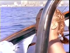 Duży kutas, Obciąganie, Wytrysk, Twarzowy, Markowy