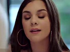 Babe, Stor pik, Sort, Pik sutte, Brunette, Sort, Teenager, Trekant