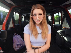 Grote lul, Pijpbeurt, Natuurlijke tieten, Buiten, Roodharige vrouw, Mager, Tiener, Tieten likken