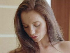 굉장한, 엉덩이, 핑거링, 갈라지는, 수음, 면도된, 혼자, 청소년