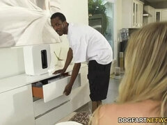 Cul, Sucer une bite, Médecin, En levrette, Talons, Interracial, Chevaucher, Jarretelles