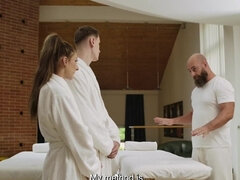 18 ans, Anal, Sucer une bite, Tromperie, Tchèque, Papa, Doigter, Hd