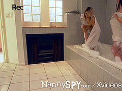 Barnepige, Pik sutte, Komme på ansigtet, Lesbisk