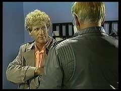 Peitos grandes, Boquete, Jato de porra, Hardcore, Mãe gostosa, Vintage