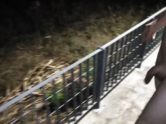 Enthousiasteling, Fetisj, Buiten, Pissen, Openbaar, Alleen