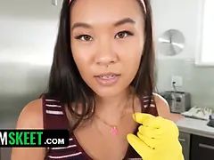 18 ans, Compilation, Tir de sperme, Branlette thaïlandaise, Hd, Monstre, Pov, Criant