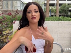 Bella, Pompino, Brunetta, Classico, Carina, Capezzoli, Orgasmo, Tatuaggi