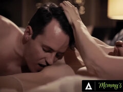 Unfaithful Hung Man Passionately Destroys His Cougar Neighbor Nina Hartley