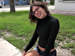 Brunetka, Latynoska, Masturbacja, Pirsing, Punkt widzenia, Obrzmiałe sutki, Cipka, Tatuaż