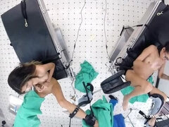 Éjaculation interne, Médecin, En levrette, Exam, Fétiche, Gyneco, Humiliation, Petite femme