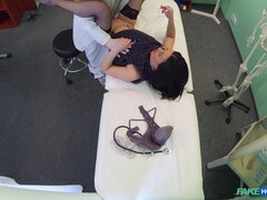 Leie, Blasen, Handjob, Lecken, Büro, Muschi, Uniform, Spanner