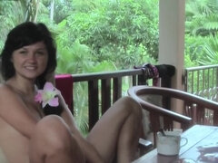 Juicy girl Bella Margo wraps her lips around a hard cock and sucks it