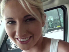 Amateur, Culo, Coche, Al aire libre, Pov