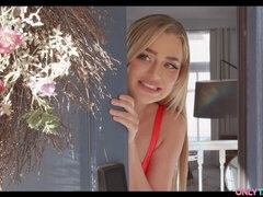 Stor stjärt, Stor kuk, Stora tuttar, Blondin, Avsugning, Doggystyle, Underkläder