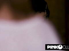 Anal, Grosse bite, Brunette brune, Européenne, Énorme, Interracial, Italienne, Tatouage