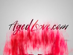 Stor røv, Store bryster, Pik sutte, Langt ned i halsen, Håndjob, Kæmpe stor, Lingerie, Mor