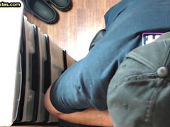 Gloryhole POV DILF sucks in closeup homemade BJ scene