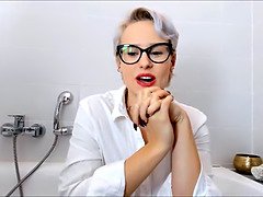 Angel Wicky messy cam show