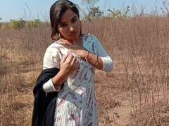 Beautiful Real Indian Kamini Bhabhi Getting Naked in Jungle