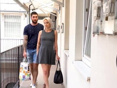 Ξανθιά, Πίπα, Συνελήφθη, Ο μπαμπάς, Ηδ, Κουζίνα, Μουνί, Ξυρισμένη