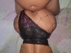 Duży tyłek, Rozdziawiony