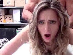 Cumizás, Iroda, Filigrán alkatú, Valóság, Tini