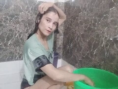 Amateur, Salle de bains, Bisexuelle, Conversation vulgaire, Fait maison, Indienne, Petite femme, Jarretelles