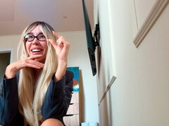 Enthousiasteling, Blond, Dominatie, Dominante vrouw, Vernedering, Penis, Klein