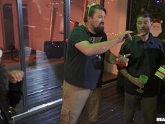 Oliver Flynn fucks Roxie Sinner at Xmas party