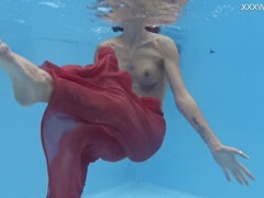 Tiny trailer with randy Hermione Ganger from Underwater Show