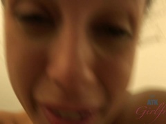 Grosse titten, Blasen, Braunhaarige, Fussjob, Handjob, Piercing, Pov, Muschi