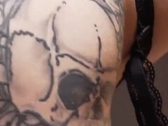 18, Iso kulli, Blondi, Pariskunta, Aisankannattaja, Spermaa suussa, Teini, Vaimo