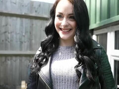 Velik kurac, Fafanje, Rjavolaska, Doggystyle, Denar, Naravne joške, Najstnice, Joške