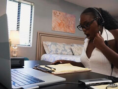 Culo grosso, Grande cazzo, Tette grandi, Pompino, Brunetta, Da dietro, Di colore, Interrazziale