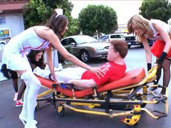 Pijpbeurt, Bruinharig, Auto, Handbeurt, Hardcore, Verpleegster, Prostituee, Tiener