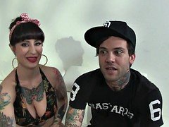 Gaping goth mom i`d like to fuck shows off her body