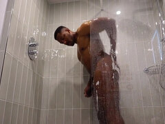 Amatéři, Koupelna, Sólo